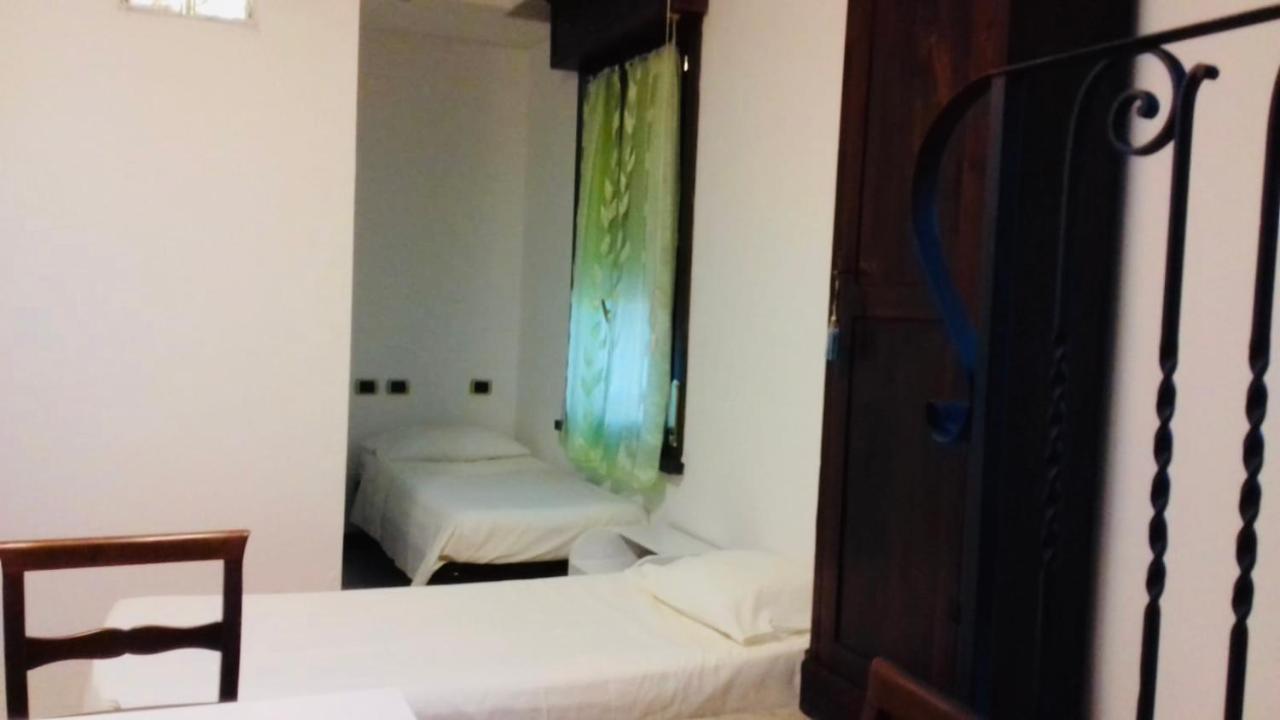 Viale Manzoni Hotel Sassuolo Ngoại thất bức ảnh