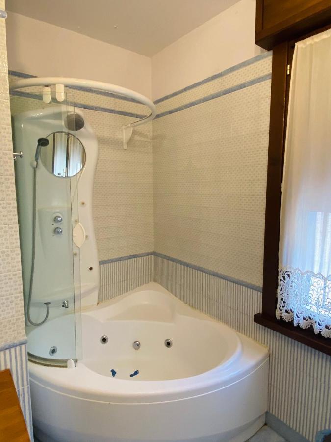 Viale Manzoni Hotel Sassuolo Ngoại thất bức ảnh