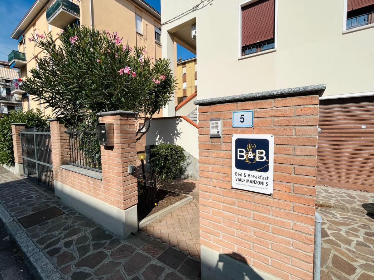 Viale Manzoni Hotel Sassuolo Ngoại thất bức ảnh