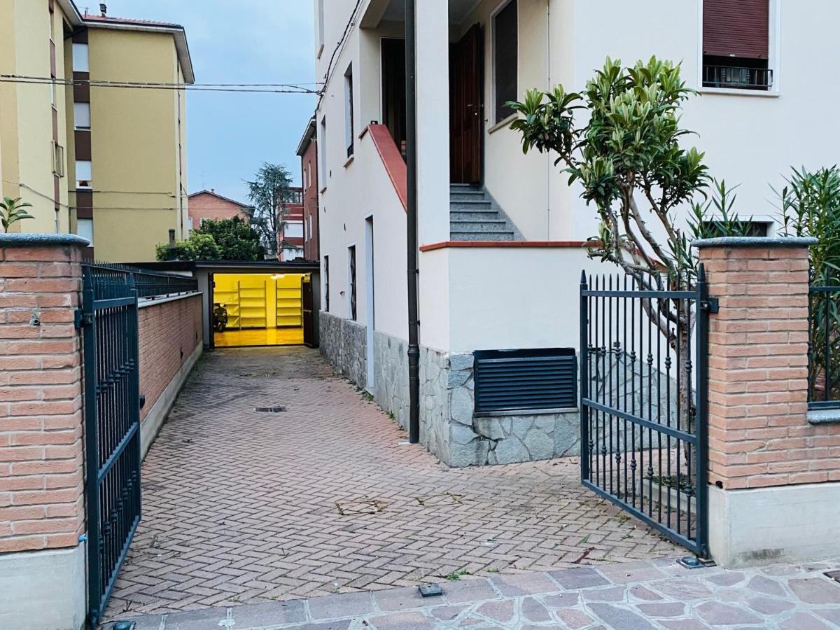 Viale Manzoni Hotel Sassuolo Ngoại thất bức ảnh
