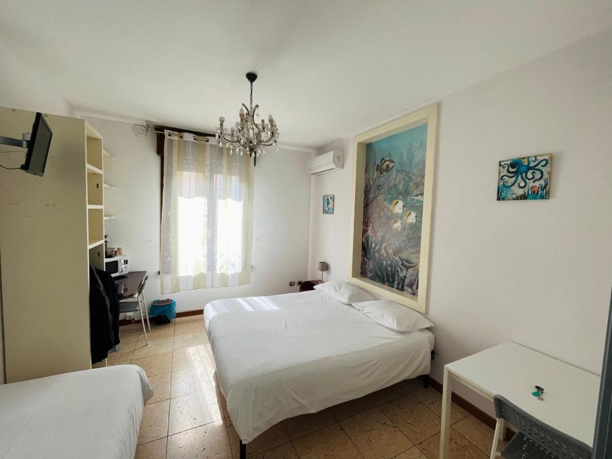 Viale Manzoni Hotel Sassuolo Ngoại thất bức ảnh